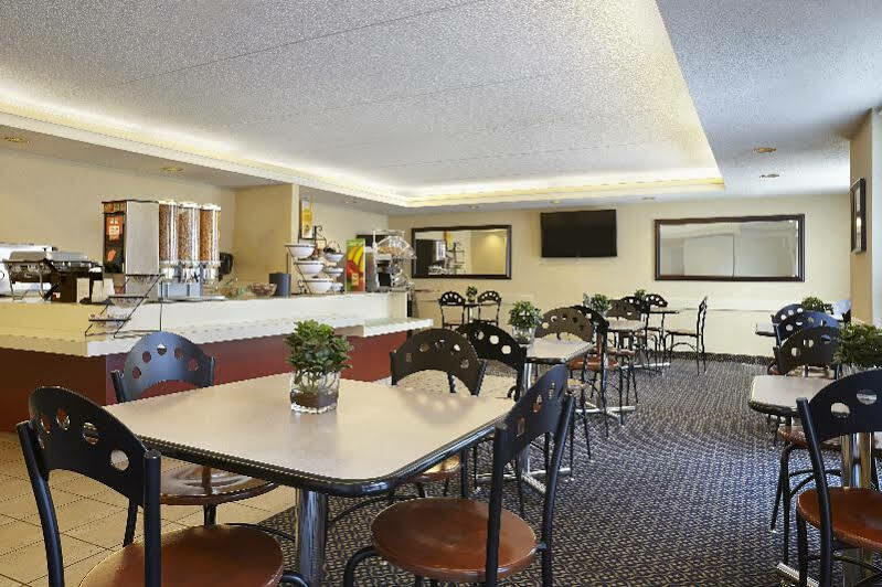 Comfort Suites Londra Esterno foto